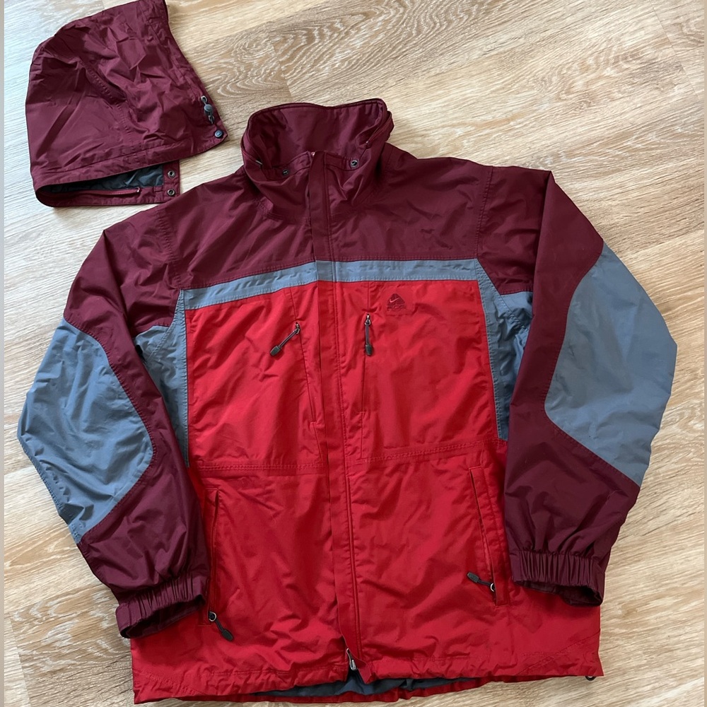 Nike ACG Windbreaker
